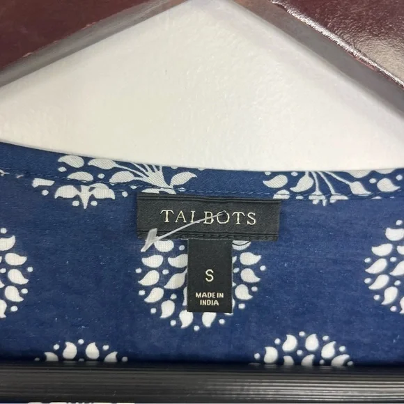 Talbots Size Small Blue Embroidered Cotton Blouse Top Q12 - Picture 3 of 6